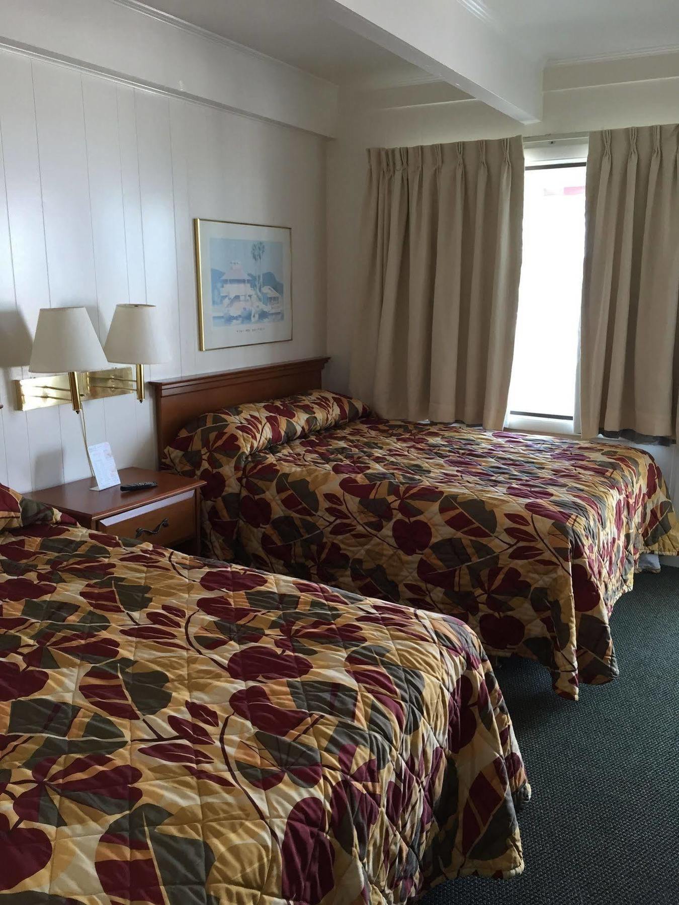 Fish Tales Boardwalk Inn & Ocean Mecca Motel 大洋城 外观 照片